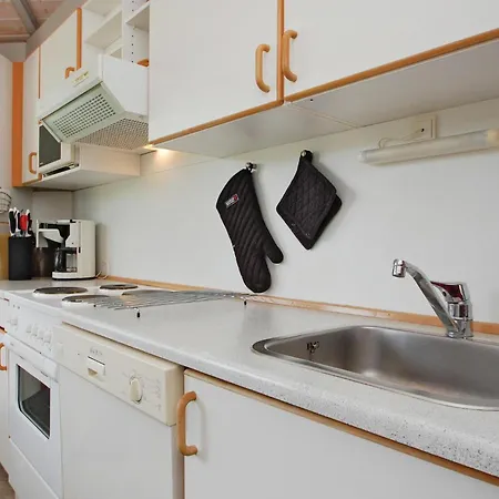 Сasa de vacaciones Awesome In Sjolund With Sauna